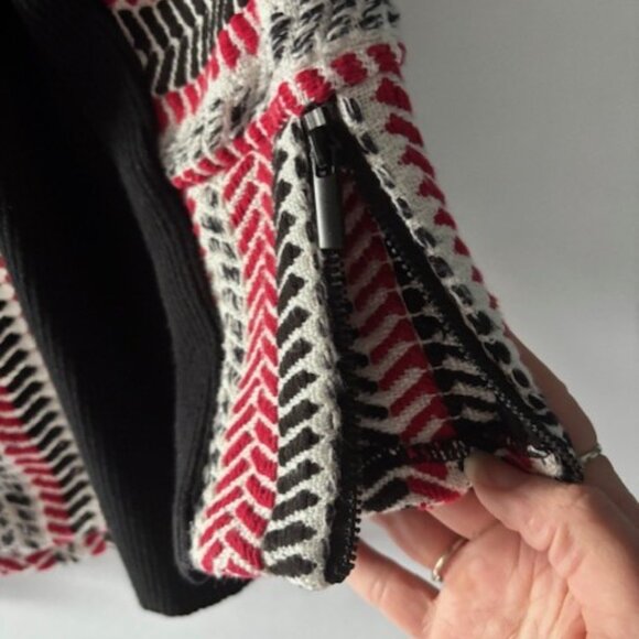 Chicos 3 XL Red Black White Herringbone Asymmetrical Zip Jacket Contemporary Art - Picture 8 of 10